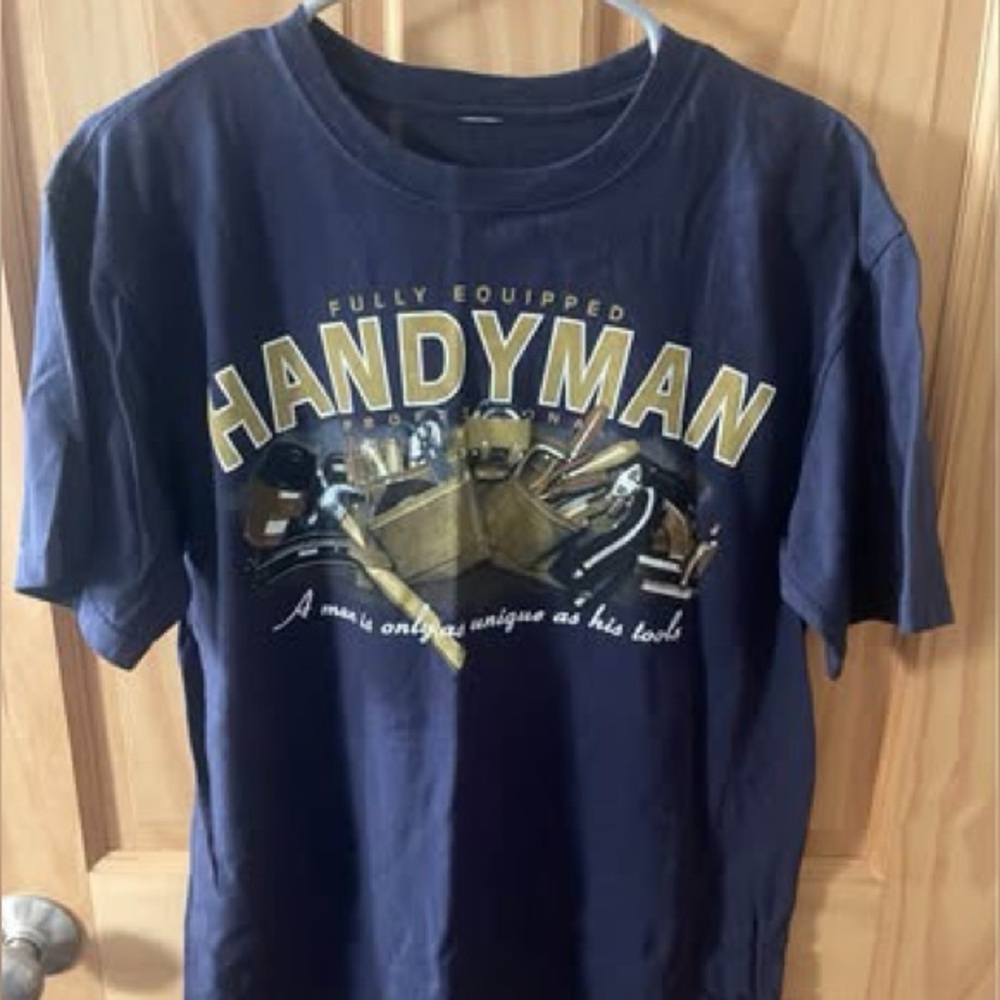Men’s Size Medium Handyman T-Shirt